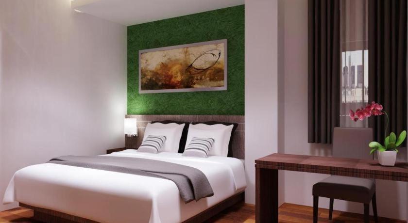 Neotel Hotel City Centre Tanjung Redep Εξωτερικό φωτογραφία