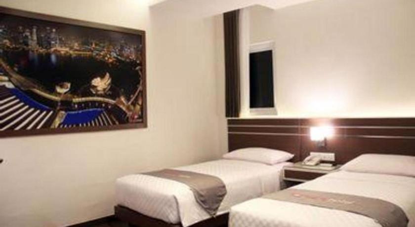 Neotel Hotel City Centre Tanjung Redep Εξωτερικό φωτογραφία