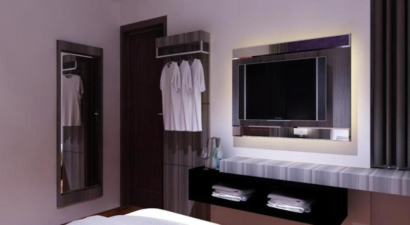 Neotel Hotel City Centre Tanjung Redep Εξωτερικό φωτογραφία