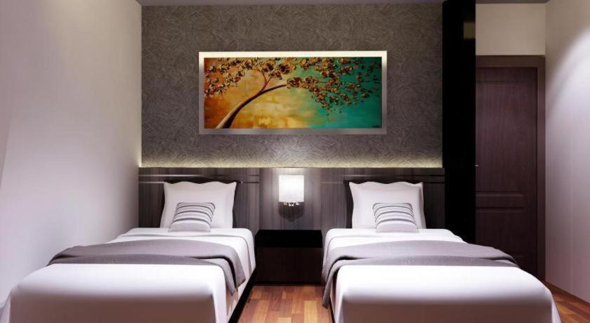 Neotel Hotel City Centre Tanjung Redep Εξωτερικό φωτογραφία