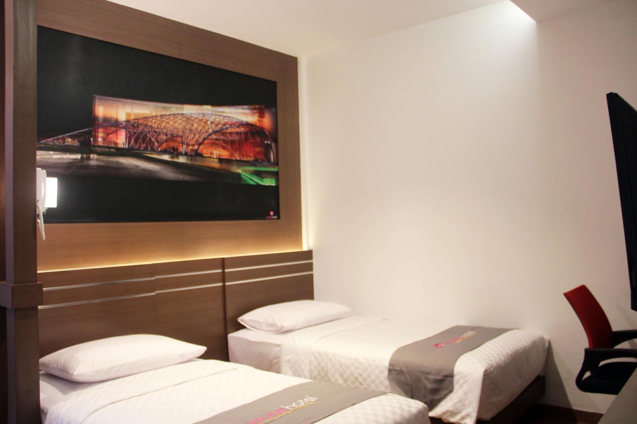 Neotel Hotel City Centre Tanjung Redep Εξωτερικό φωτογραφία